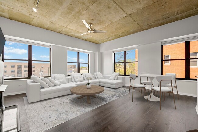 Foto del edificio - 1122 W Catalpa Ave