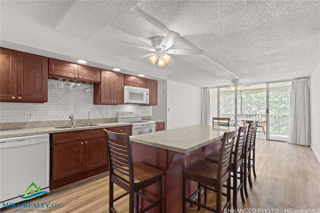 Foto del edificio - 95-273-273 Waikalani Dr