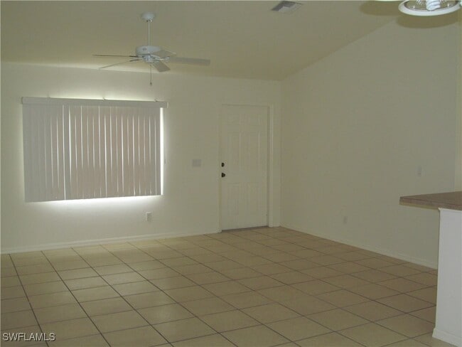 Building Photo - 335 Pinehurst Ave
