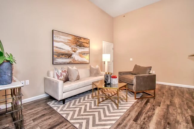 Building Photo - Hickory Trails Apartments