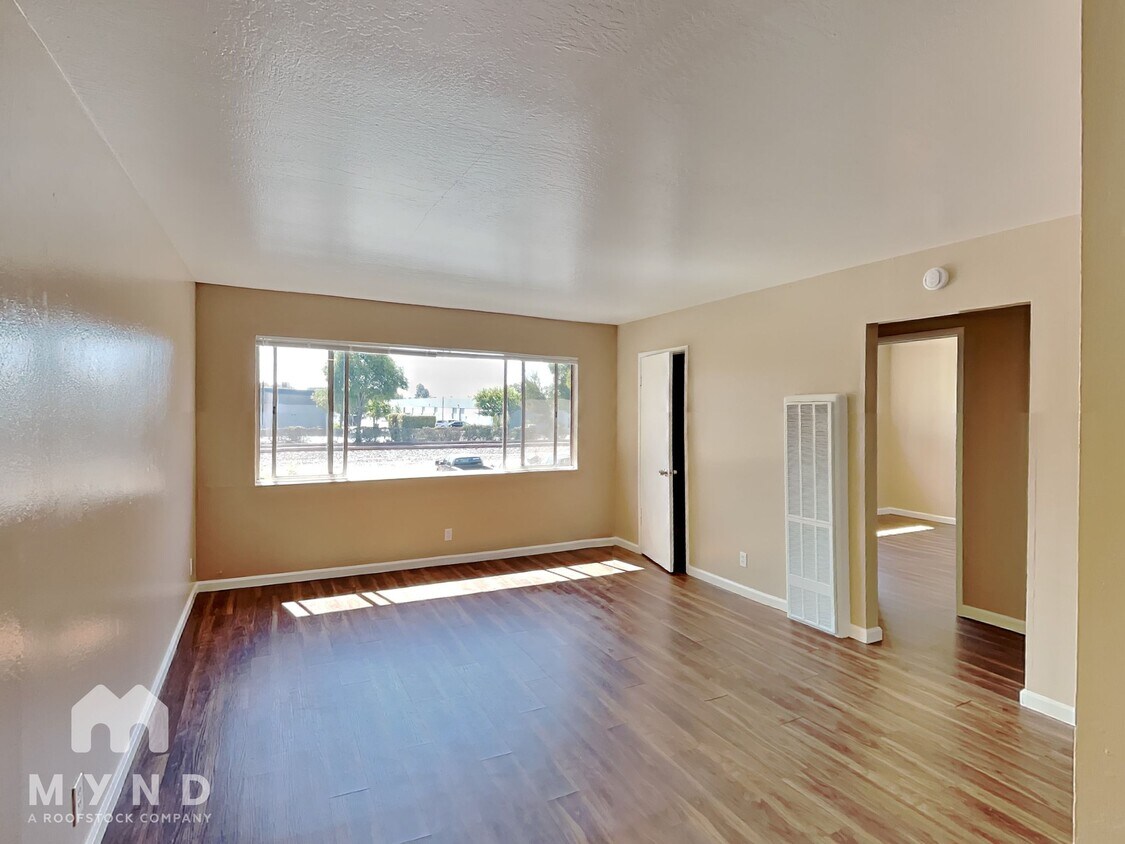 Foto principal - 5424 St Mark Ave