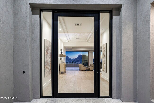 Foto del edificio - 13655 E Desert Trail