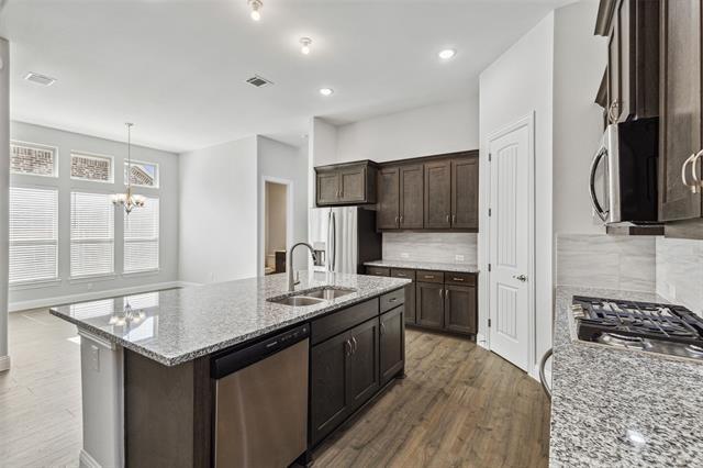 Foto del edificio - 739 Waterbrook Pkwy