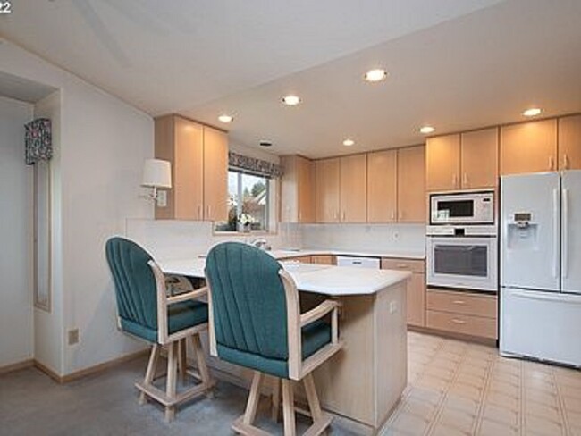 Foto del edificio - 15917 NE Union Rd