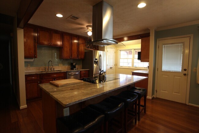 Foto del edificio - 1031 Felton Ln