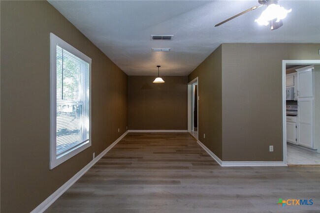 Foto del edificio - 1610 N 22nd St