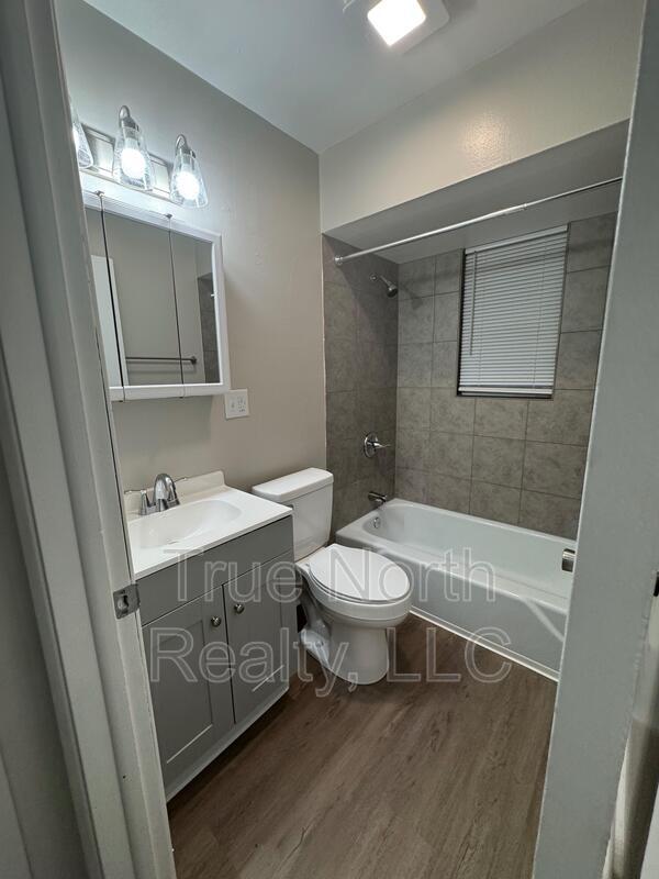 Building Photo - 1861 Agler Rd