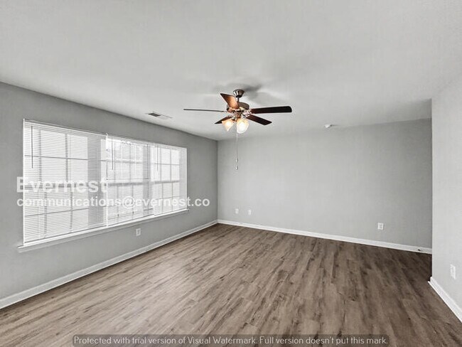 Foto del edificio - 5285 Hanover St