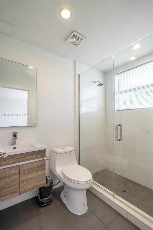 Foto del edificio - 924 Marseille Dr