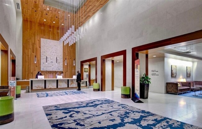 Building Photo - Olive 8 condominiums - South Lake Union - ...