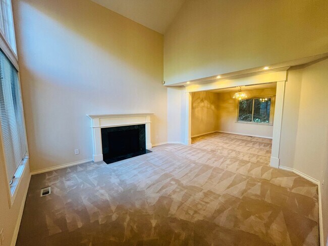 Building Photo - Beautiful air conditioned home at Village ...