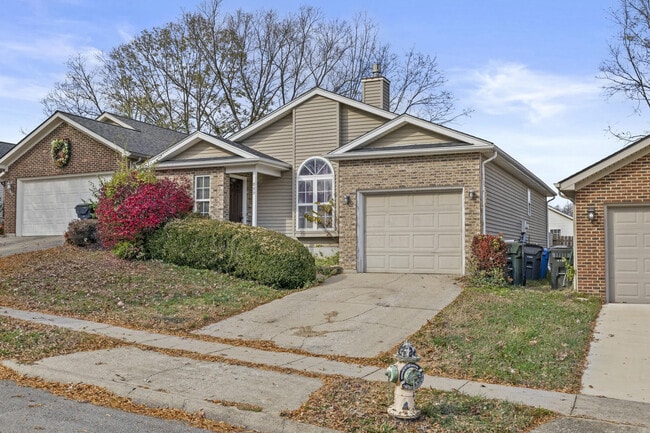 Building Photo - 889 Revere Run Dr