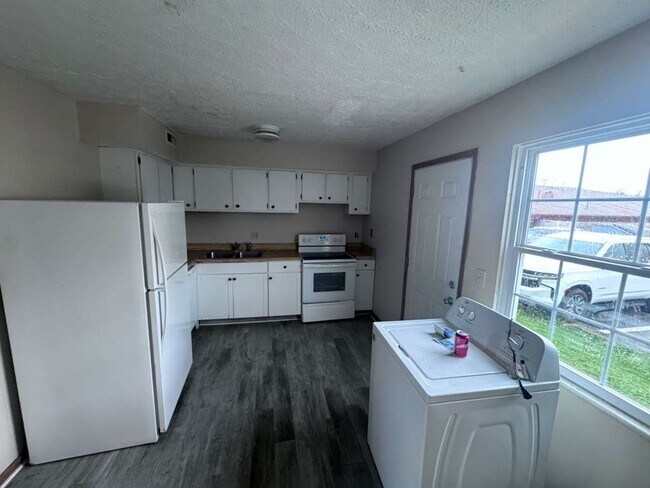 Foto del edificio - 2666 Sawbury Blvd