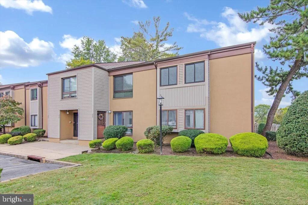 230 James Ct, Evesham, NJ 08053 Townhome Rentals in Evesham NJ