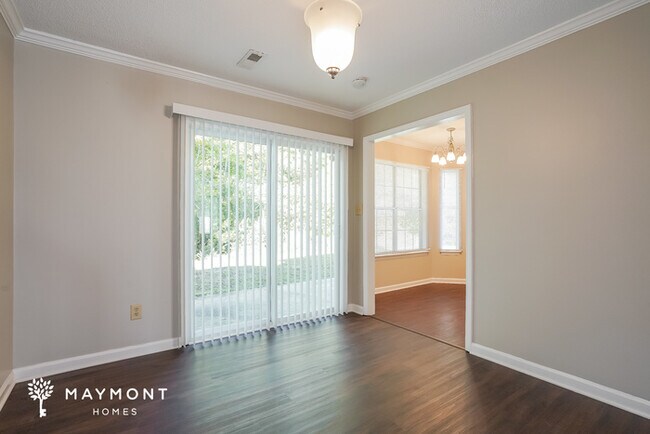 Foto del edificio - 1218 Kendall Dr