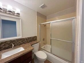 Building Photo - 1174 Devlin Ct