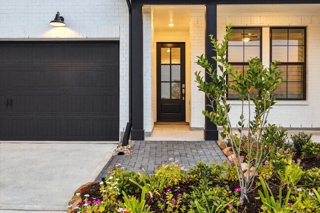 Foto del edificio - 21714 Swift Flier Ln