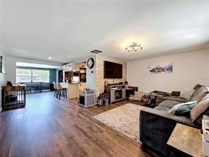 Foto del edificio - 3802 Grayton Dr