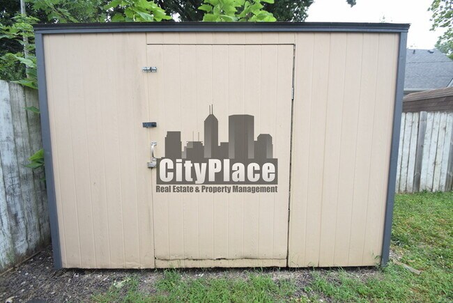 Foto del edificio - 1616 Fletcher Ave