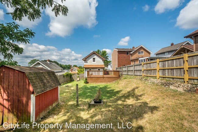 Building Photo - 2 br, 1 bath House - 5461 Spruce Street