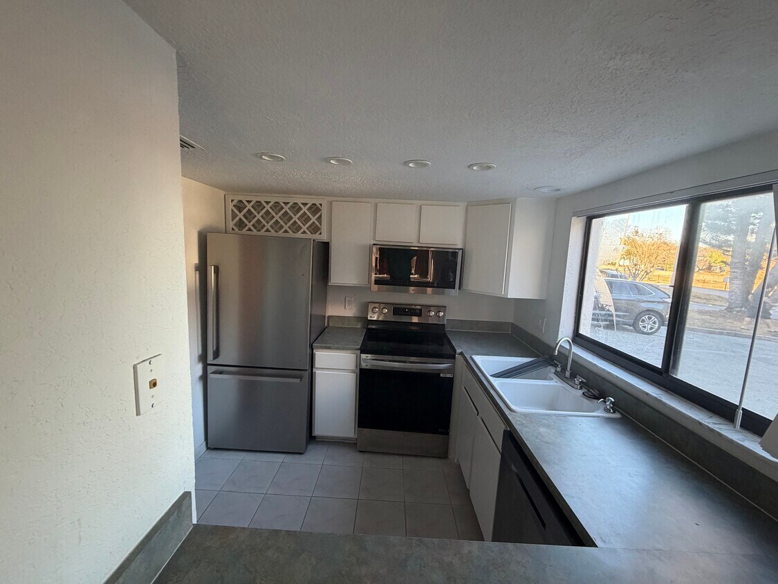Foto del edificio - 1054 Lotus Cove Ct