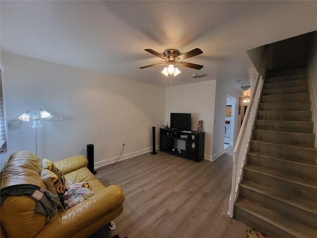 Foto del edificio - 13309 SW 59th Terrace