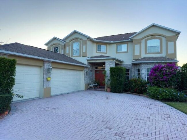 Building Photo - 6096 Lake Melrose Dr