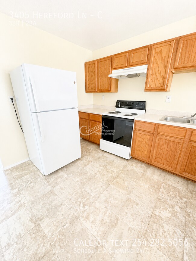 Foto del edificio - 3405 Hereford Ln