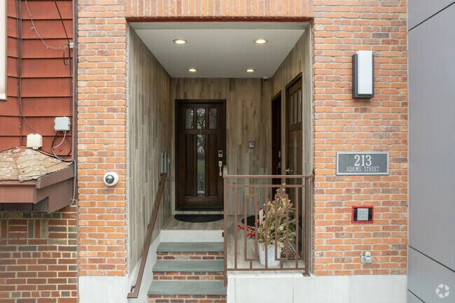 Entrance - 213 Adams St