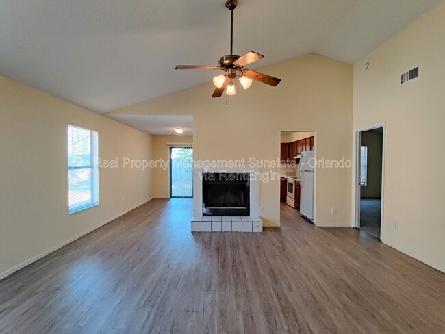 Photo - 10025 Creekwater Blvd House