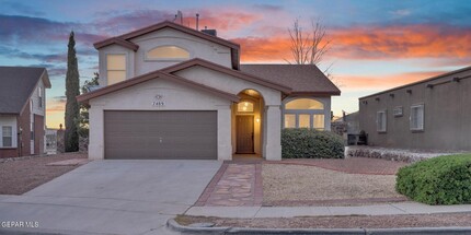 Building Photo - 7489 Plaza Redonda Dr