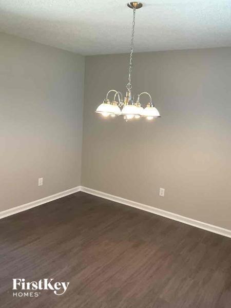 Building Photo - 202 Whitestone Dr