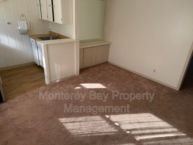 Foto del edificio - 332 Central Ave