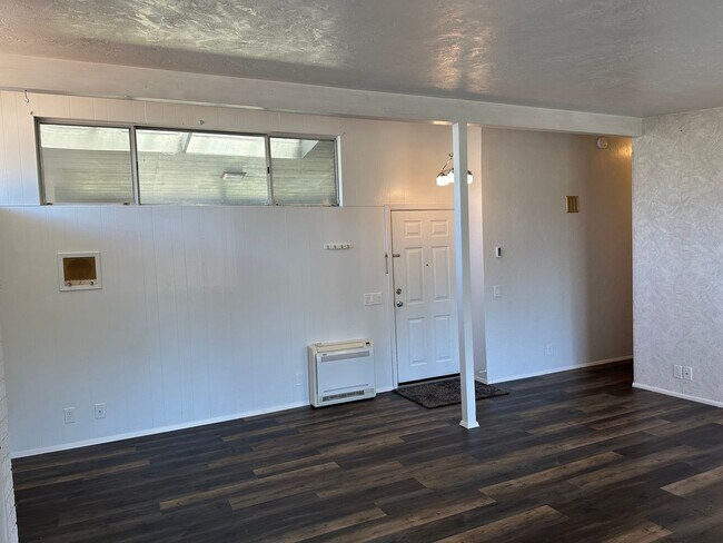 Foto del edificio - Updated 3 bedroom 1 bath house in Eugene