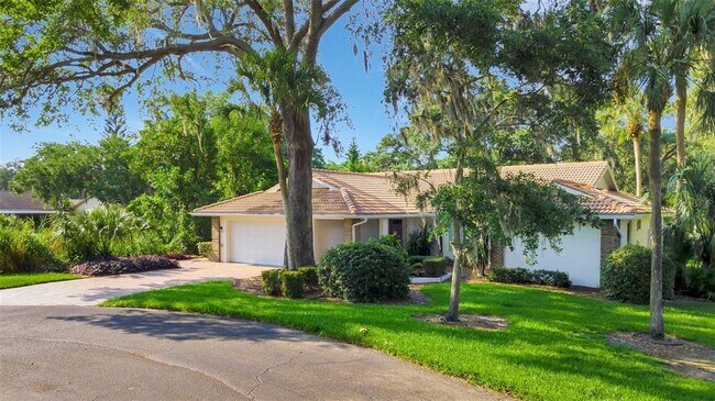 Building Photo - 3601 Garden Lakes Clenet