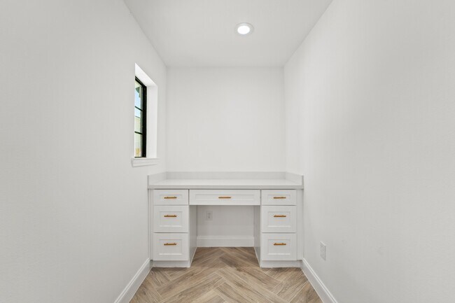 Foto del edificio - 10722 Lynbrook Dr