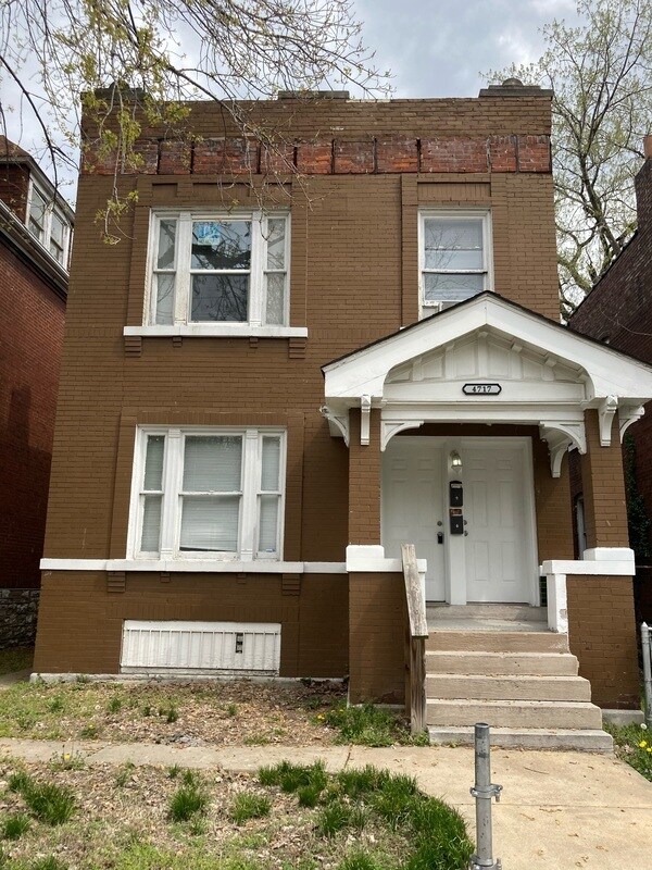 4717 Ashland Ave Unit 1st Floor, St. Louis, MO 63115 Condo for Rent