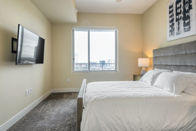Foto del edificio - 2770 Pine Knoll Dr