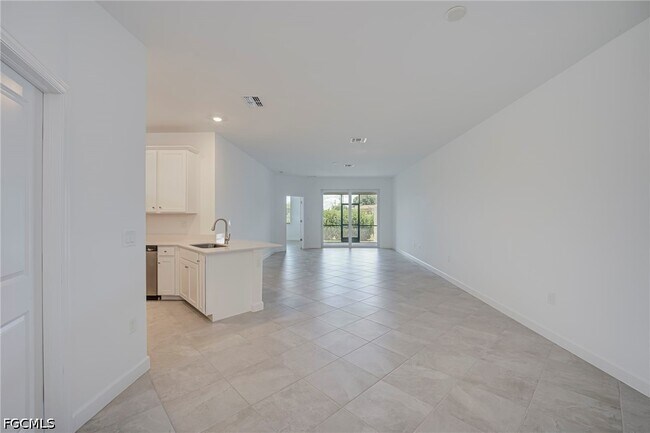 Foto del edificio - 20601 Hazelnut Ct
