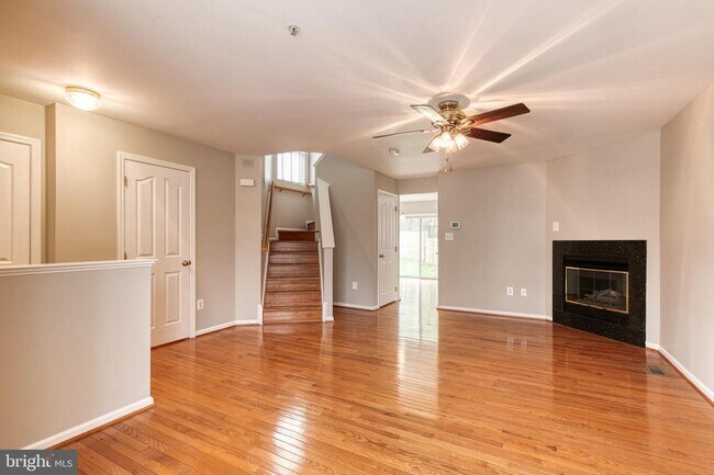 Building Photo - 2 Amberlady Ct