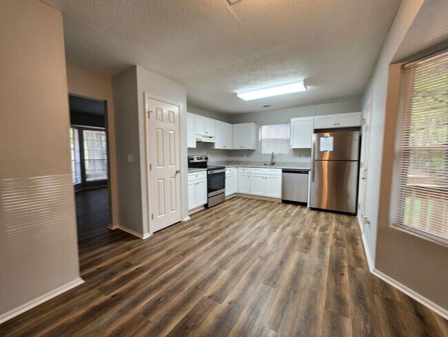 Foto del edificio - 4180 Shiloh Ridge Trail