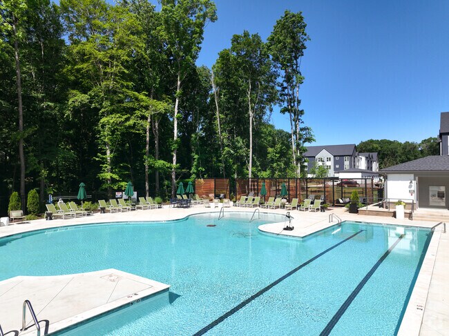 Piscina - Axis at The Park