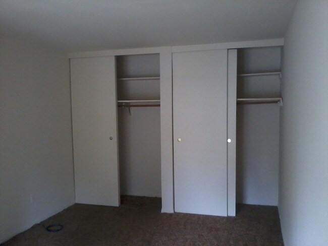 Foto del edificio - Riviera Ridge Apartments