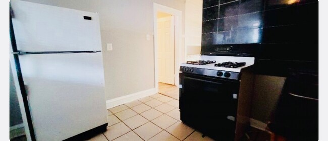 Foto del edificio - 2610 W 60th St