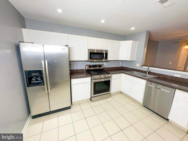Foto del edificio - 1632 Briarview Ct
