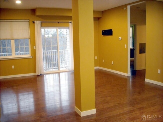 Building Photo - 446 Tower Blvd