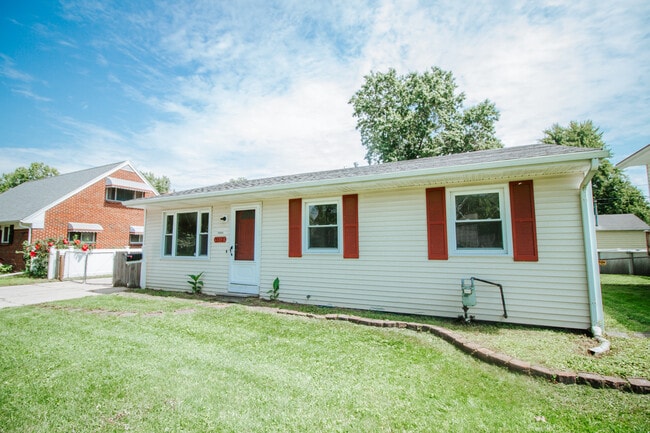 Building Photo - 5512 Harschel Dr