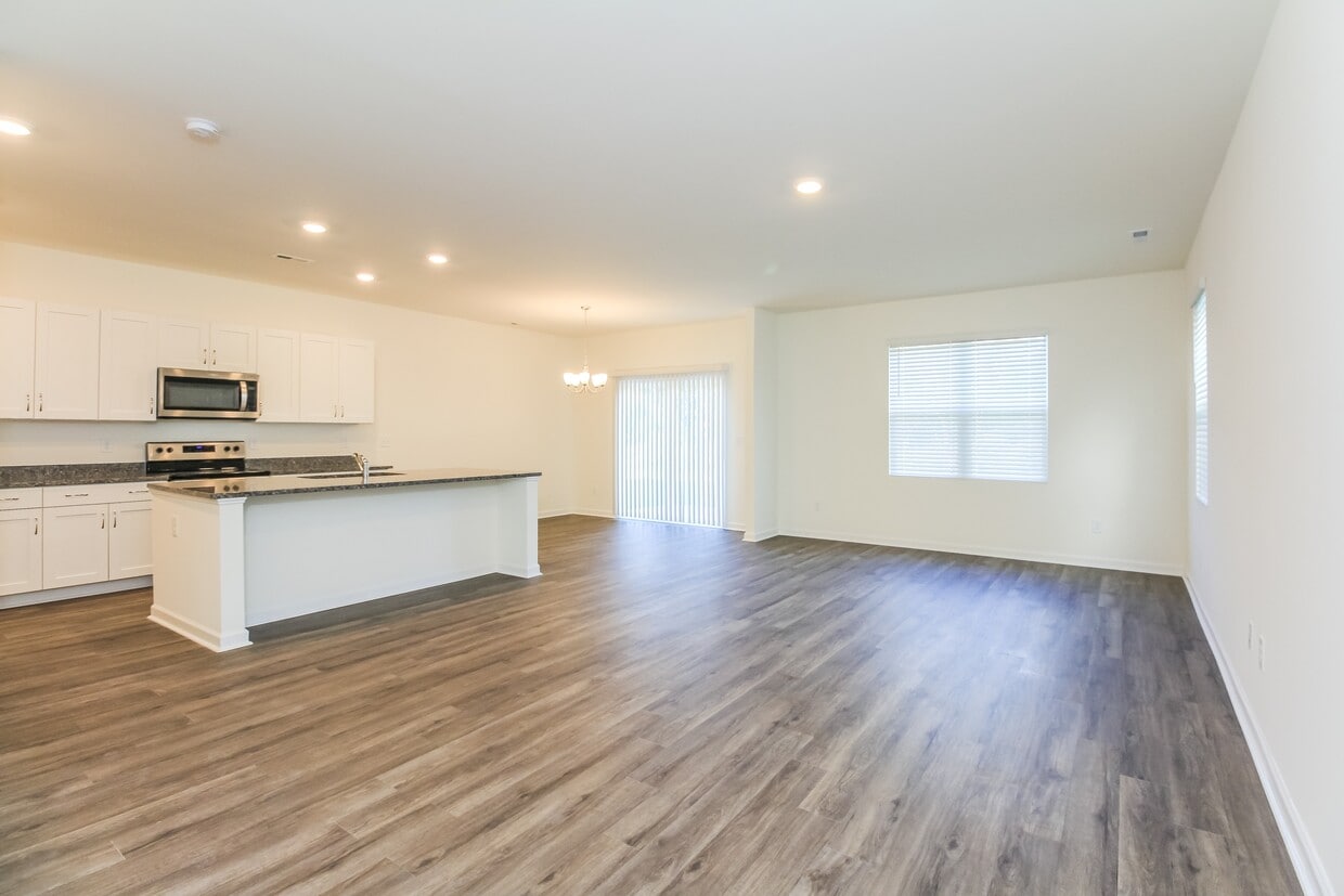 Foto principal - 1537 Corbett St