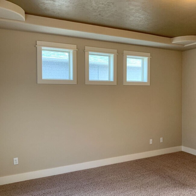 Foto del edificio - Desirable Home in Meridian with 3 Car Garage!