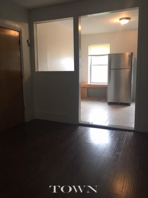 Building Photo - 160 15th St